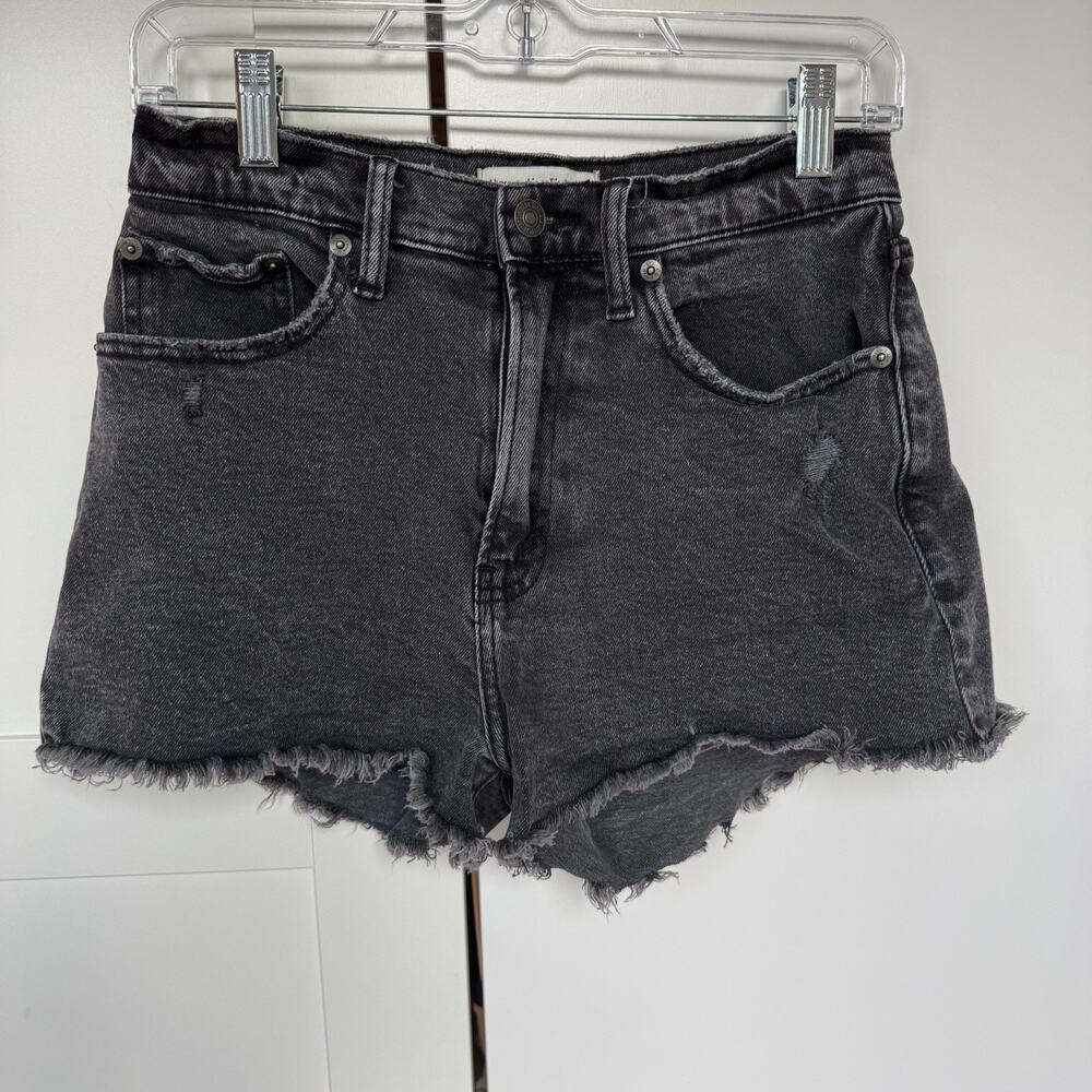 Abercrombie & Fitch The Mom Short Curve Love Faded Black High Rise SIZE 26/2
